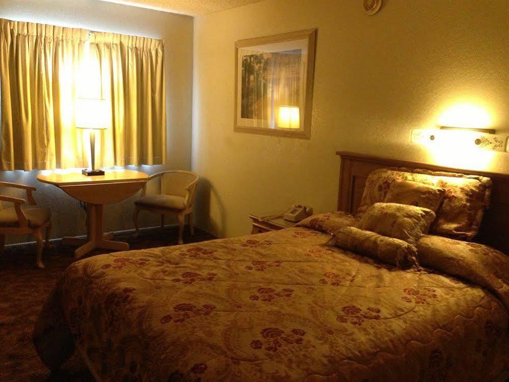 Beachway Inn Arroyo Grande Kültér fotó