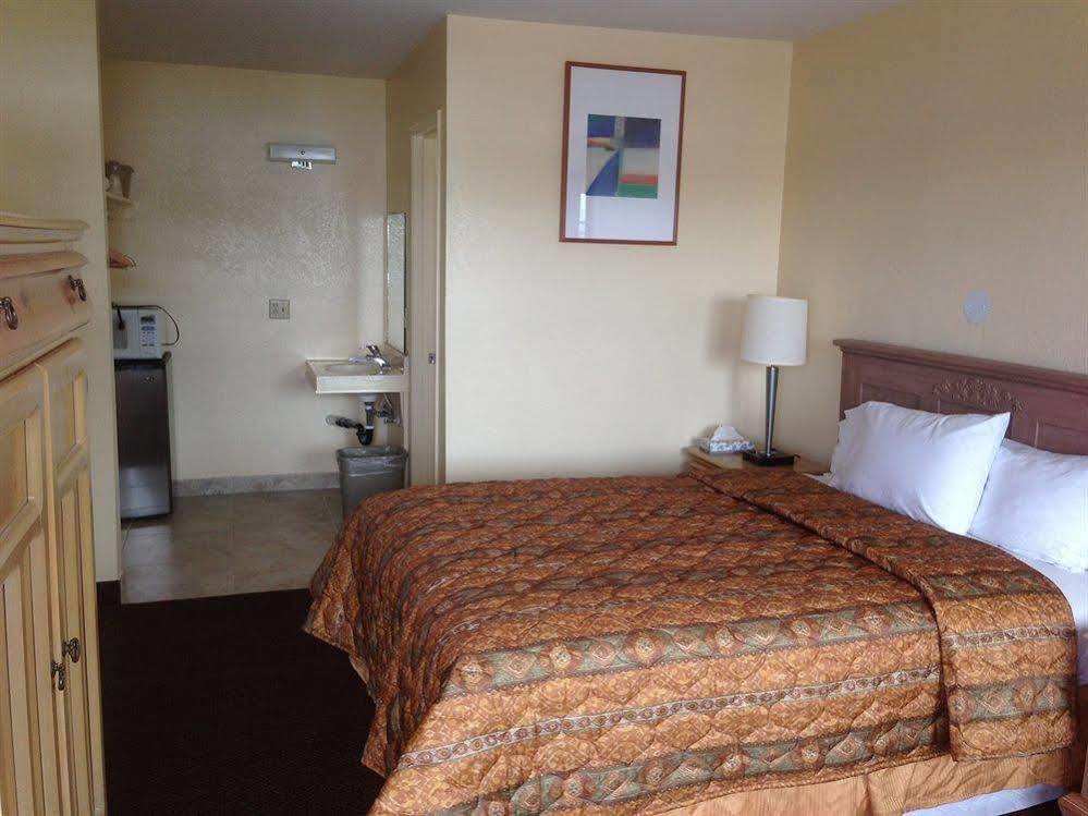 Beachway Inn Arroyo Grande Kültér fotó